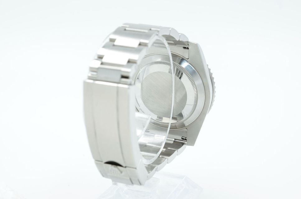 Rolex Submariner Hulk Image 4